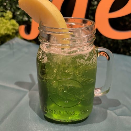 Green Apple Green Tea.