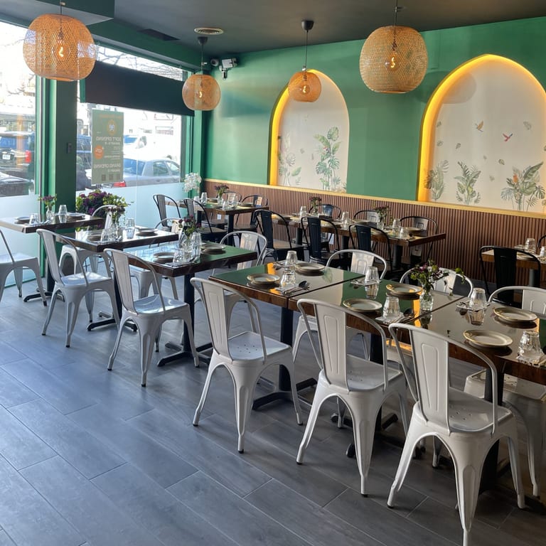 Get to Know Us – Your Local Spot for Great Meals!