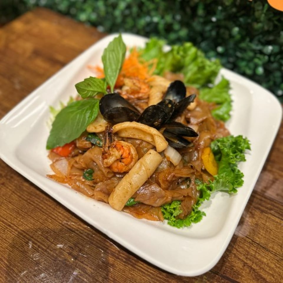 Savor Our Delivery Delights