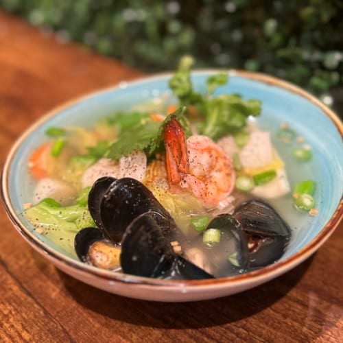 Jaew Seafood Mix Tom Jerd.