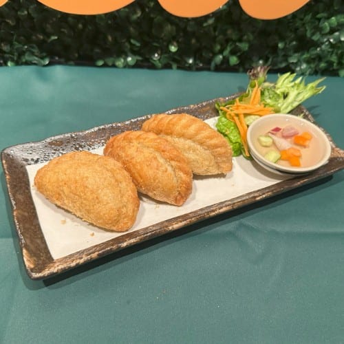 Vegetable Curry Puff.