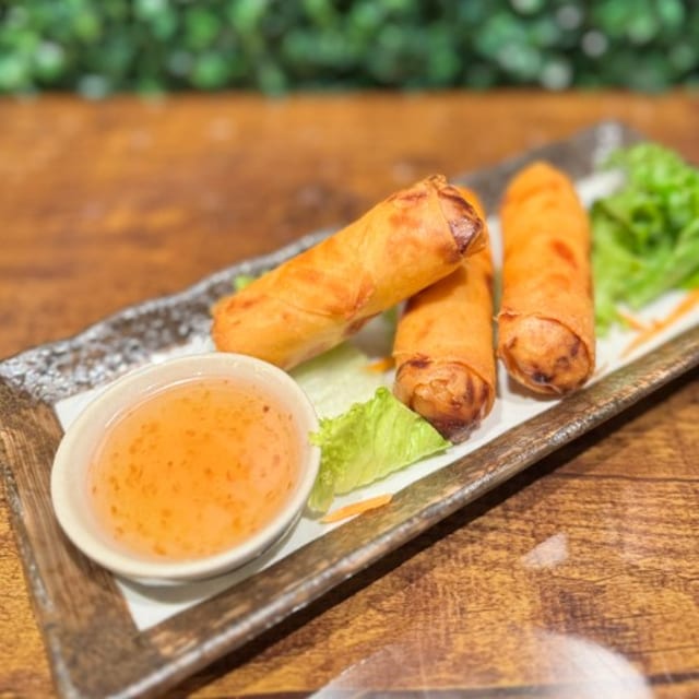 Vegetable Spring Roll.