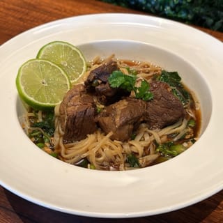 Beef Noodle Soup (Neu-Tun)