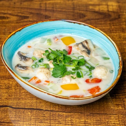 Tom Kha.
